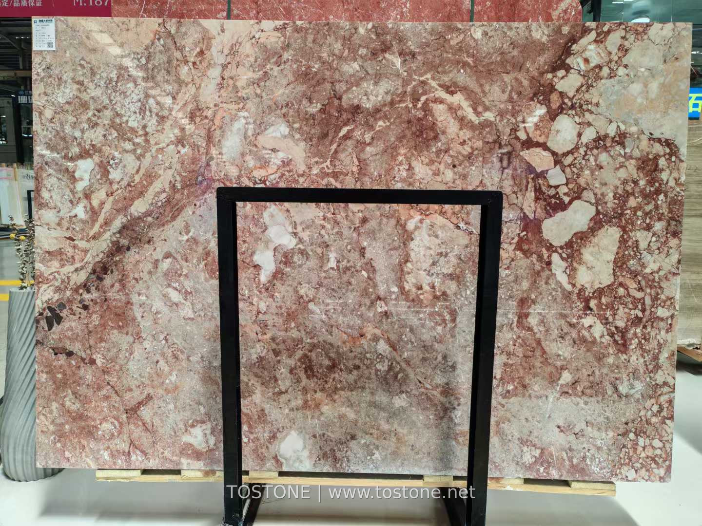 blush-petals-marble-slab-01-tostone Blush Petals marble slab with rose-pink and cream fragment-like pattern