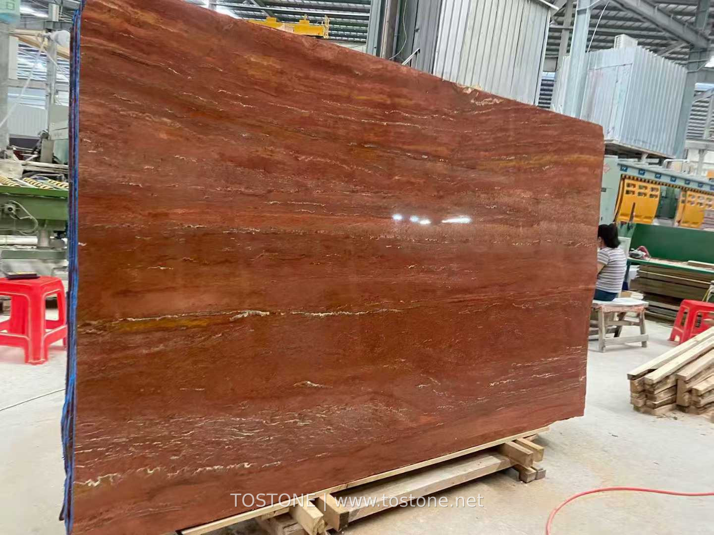 red-travertine-slab-03-tostone Angled Red Travertine slab with terracotta and cream bands